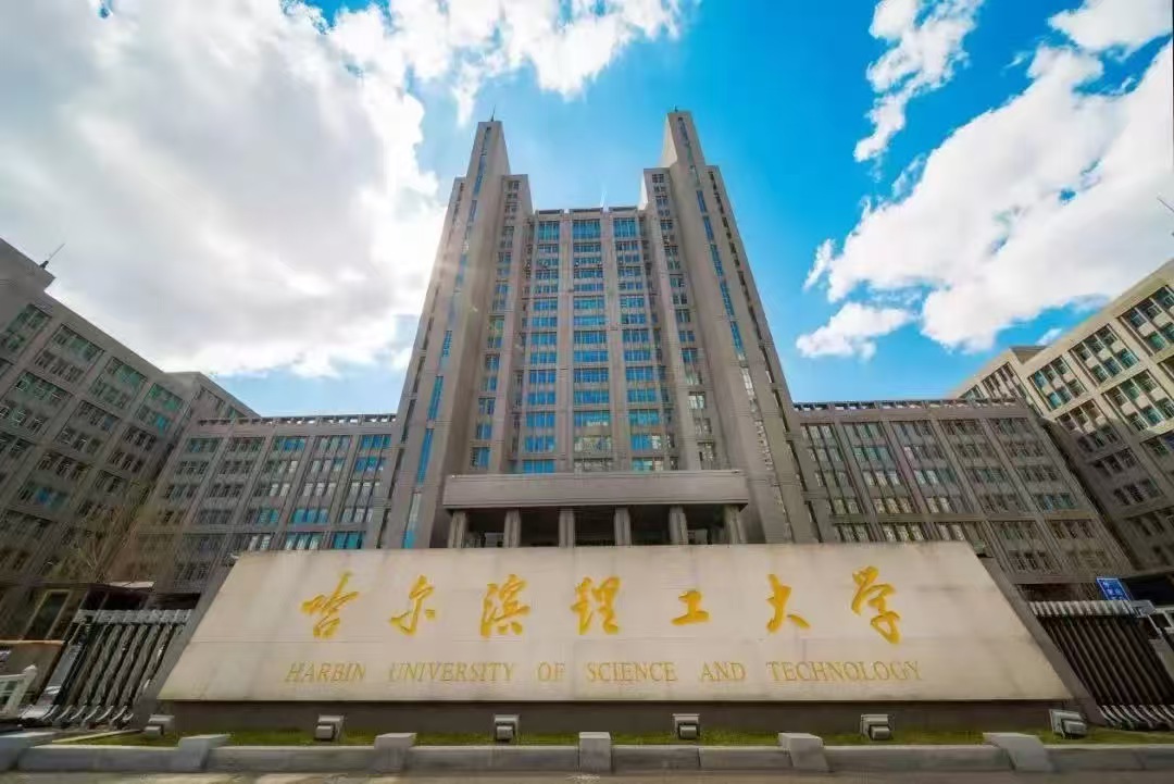 7563349277955dfd37a35c4ab7f28c7